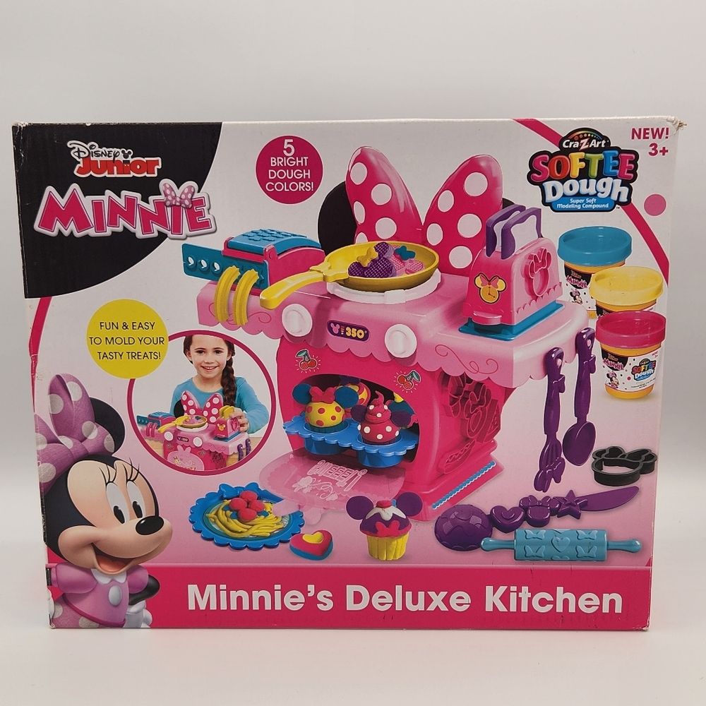 Disney Junior Minnie Mouse Deluxe Play Doh Kitchen Set